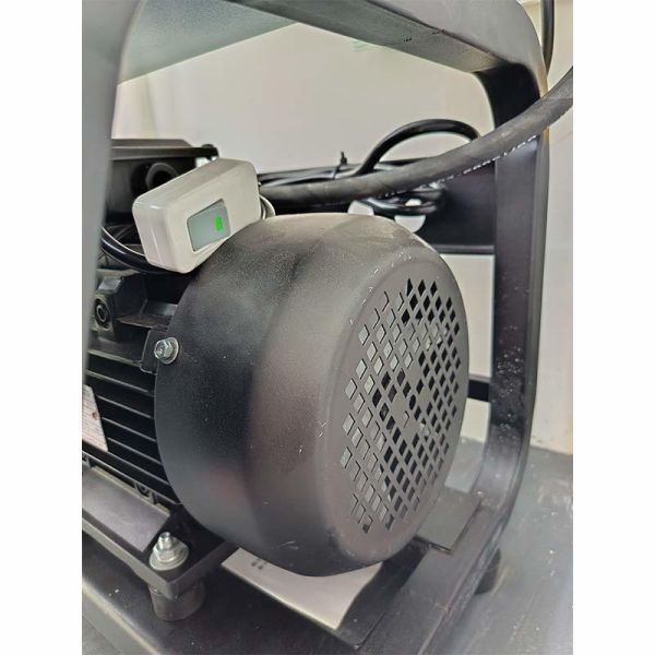 Wall Mounted Car Wash Machine 380V 3.0kw Long Life With High Pressure Pump