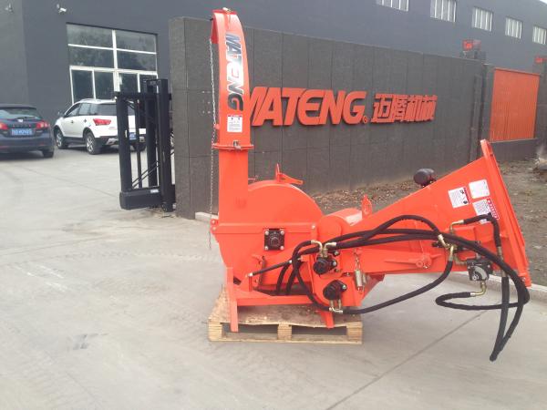 360 degree rotating discharge chute BX62 wood chipper, reliable structure design and much easy for maintenance