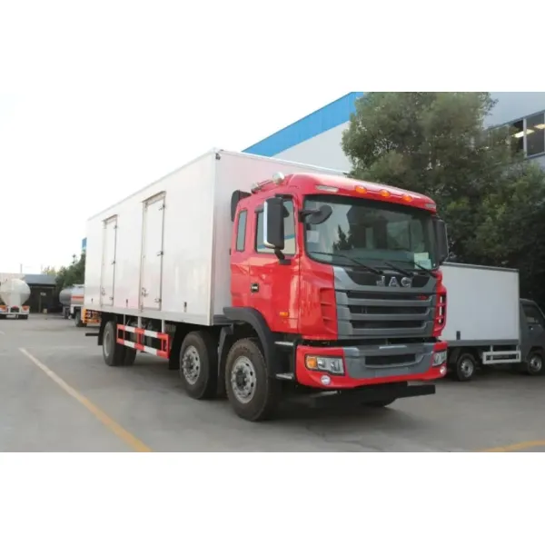 Factory Price China Refrigerated Vehicles Freezer Refrigerator Van Truck