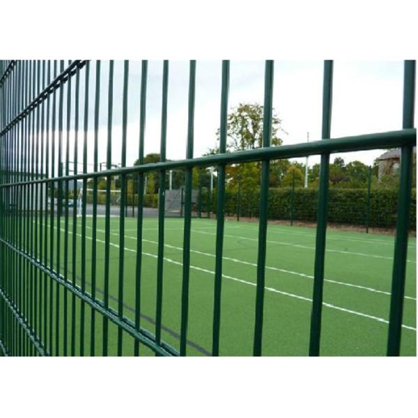 cerca de alambre soldada con autógena tamaño del agujero de 50x200m m, cerca de la malla metálica con 4 esquinas de metal