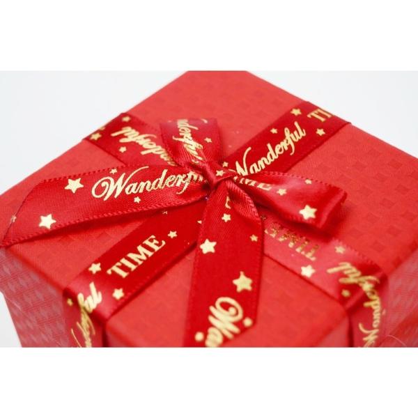 Pedido personalizado Pequeña caja de regalo de cartón de lujo de cubierta dura de dulces con mango de tapa y cinta