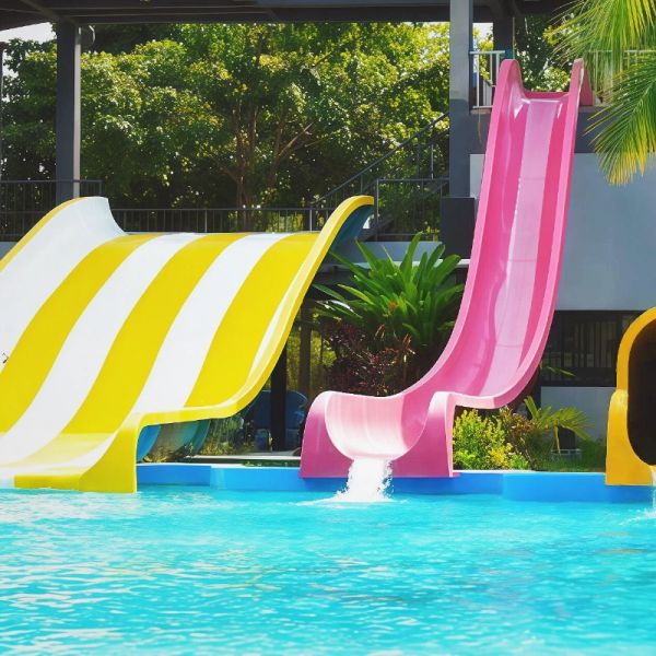Sled And Barrel Water Slide 8-10mm Thick Fiberglass For Hotel Residential Swimming Pools  Games Equipment Fun Aqua Park