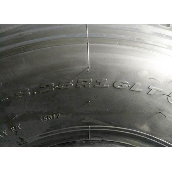 8.25R16LT Light Truck Tires Robust Tread Pattern Design For Regional Vehicle