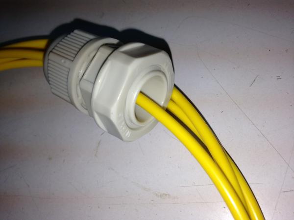 Waterproof Fiber Pigtails Patch Cords SM/MM UPC/APC For Local Area Network