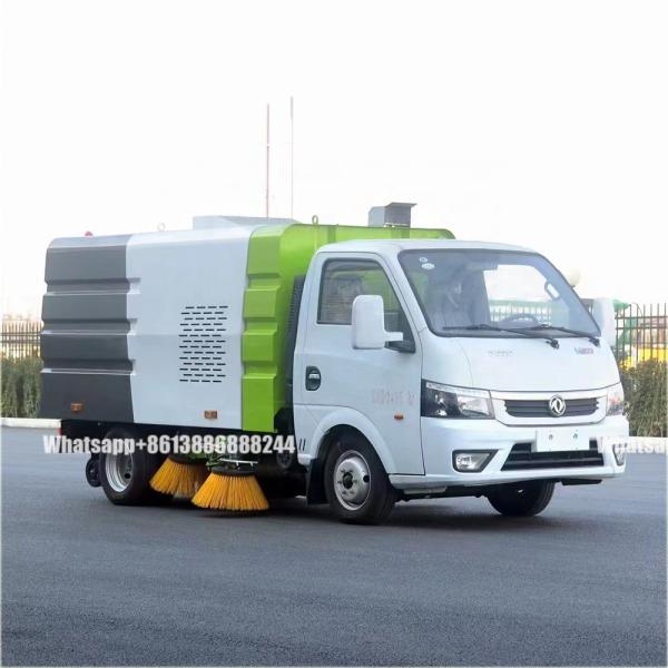 Dongfeng   2800 Liters   Vacuum Cleaner      Wash the Sweeping Truck    High Pressure Cleaning Trucks