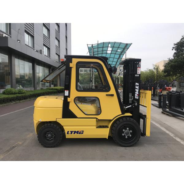 High Mast Manual Diesel Forklift Truck 5 Ton With Cabin And Air Conditioner