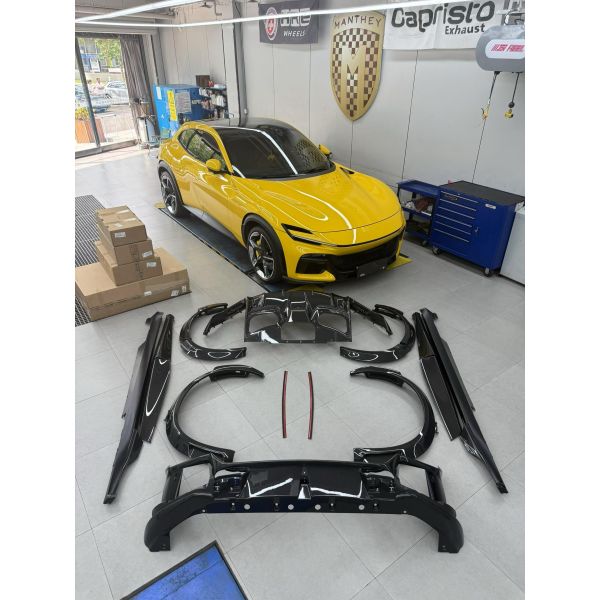 OEM Ferrari Purosangue Body Kit Dry Carbon Fiber Body Kits Black