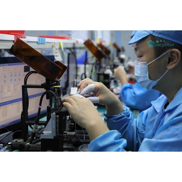 8 Channel CWDM Coarse Wavelength Division Multiplexer Low Insertion Loss High Isolation