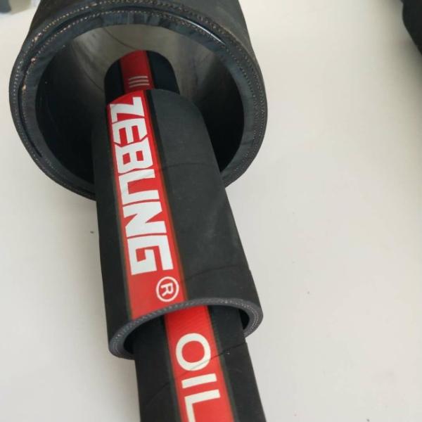 Fuel Oil Diesel Petroleum Transfer Rubber Hose Black Color Wear Resistance