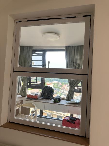 High Quality Sound Proof Aluminium Windows Bifold Glass Window Screens Bifold Aluminium Doors and windows