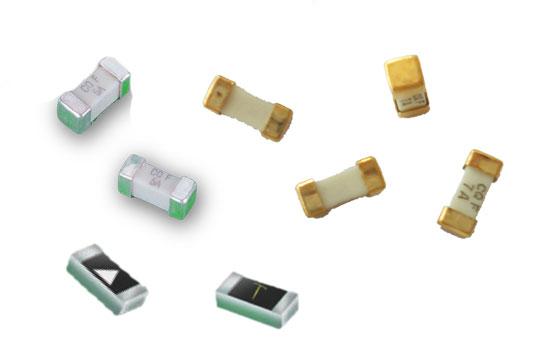 Inrush настоящее поверхностное Маунт взрывателей 50A защиты сети 250V стеклянный сплавляет AEM MF2410F0