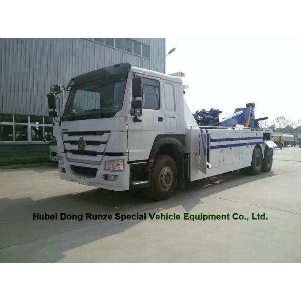 HOWO 50 Ton Heavy Duty Rotator Wreckers Tow Truck With 360 Degree Rotation