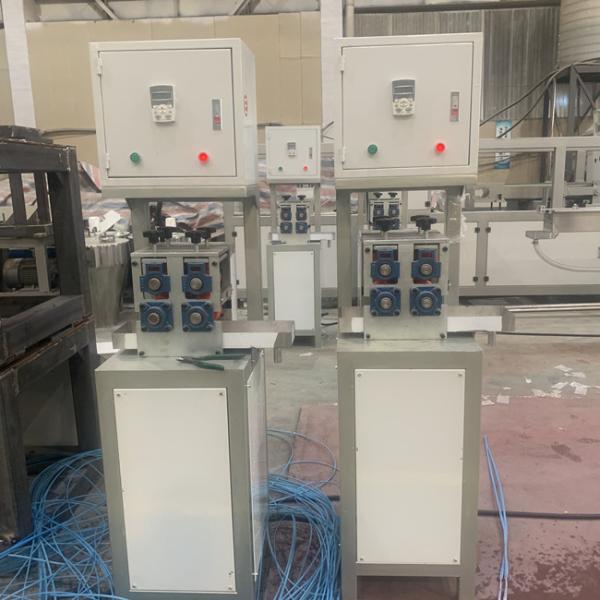 Полностью автоматическая пластиковая линия одиночный винт штранг-прессования профиля ротанга WPC