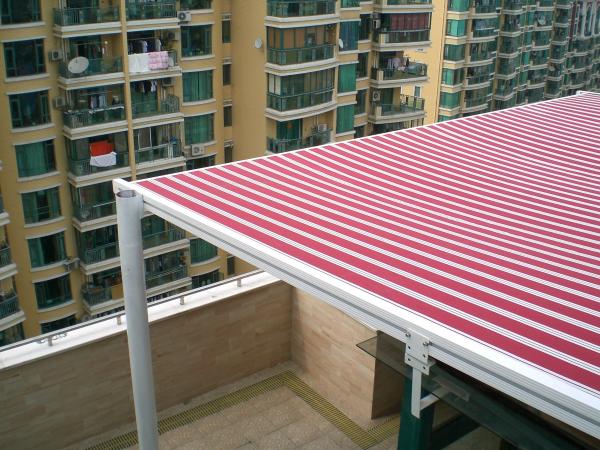 Waterproof And Sunscreen Retractable Roof Awning Sunroom Retractable Awning