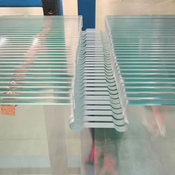 Blue Green Grey Brown Frosted Low Iron Tempered Glass Fluted Toughened Glass Panels 10mm Safety Glass For Balcony / Balustrade Furniture