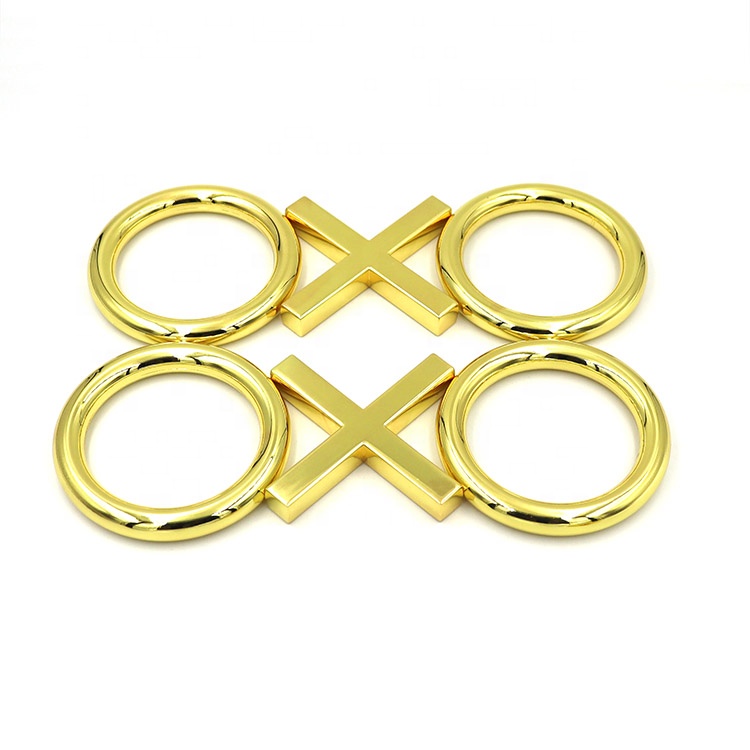 Customized Logo XO Chess Game with Zinc Alloy Material and Modern Style Metal Chessboard