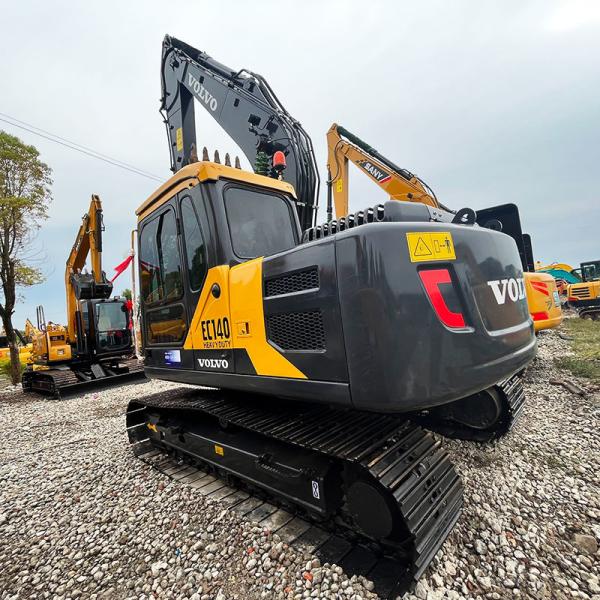 Mini Used Volvo EC140 Excavator 1.0m3 Bucket Capacity 250L Fuel Tank