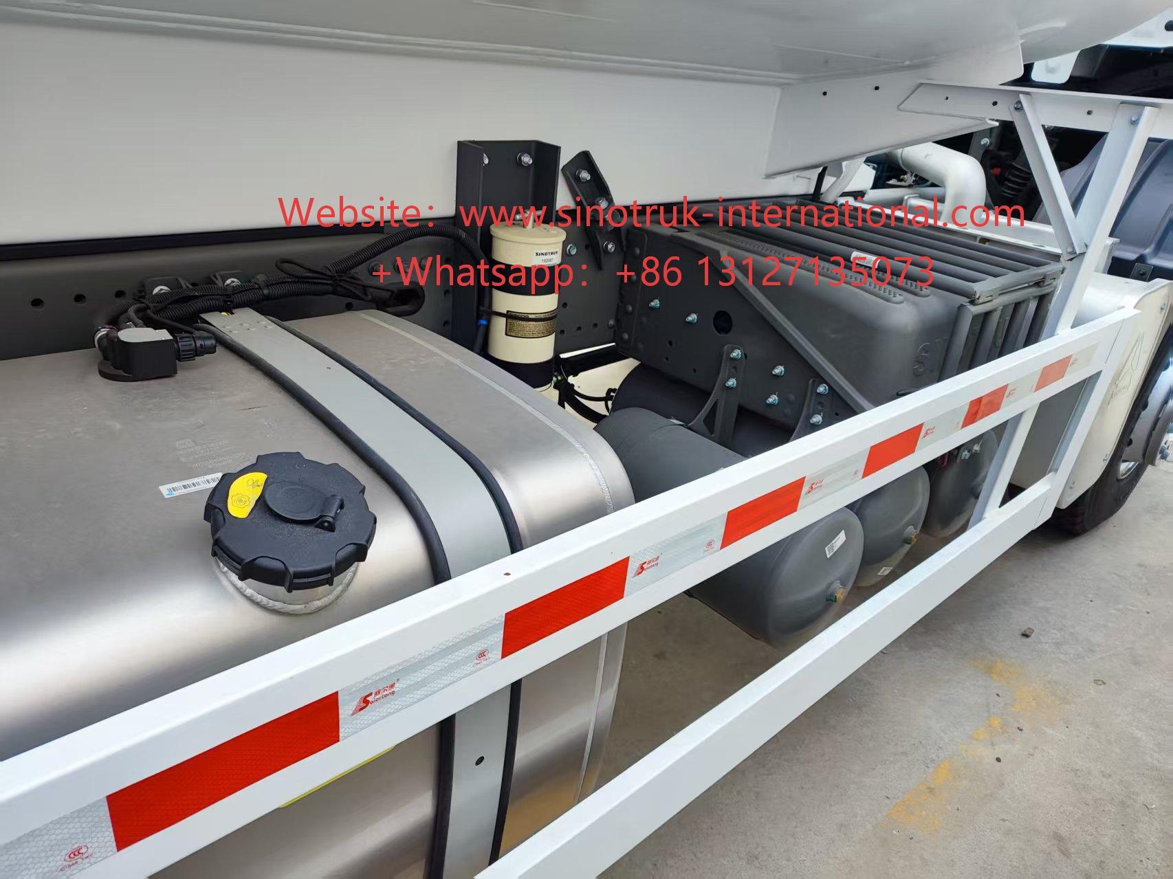 White HOWO TX 6×4 Fuel Transport Truck 336HP | 25CBM Fuel Tank, Stable Transport Performance