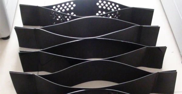 Geocelha de HDPE para protecção de inclinação Design moderno Soldadura por ultra-som Serviço pós-venda