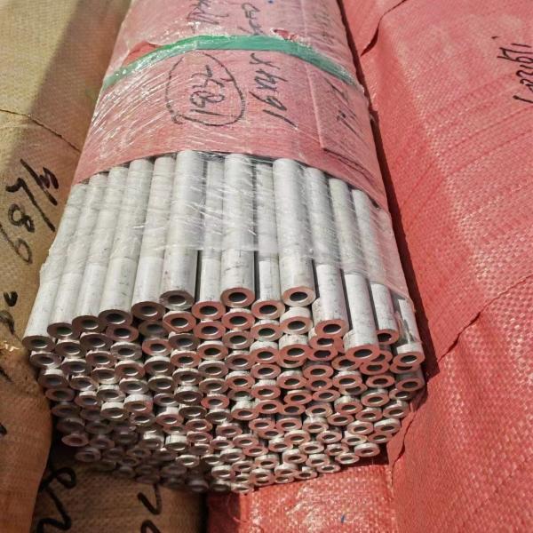 Tubo de acero inoxidable personalizado con borde abovedado de resistencia y durabilidad óptimas