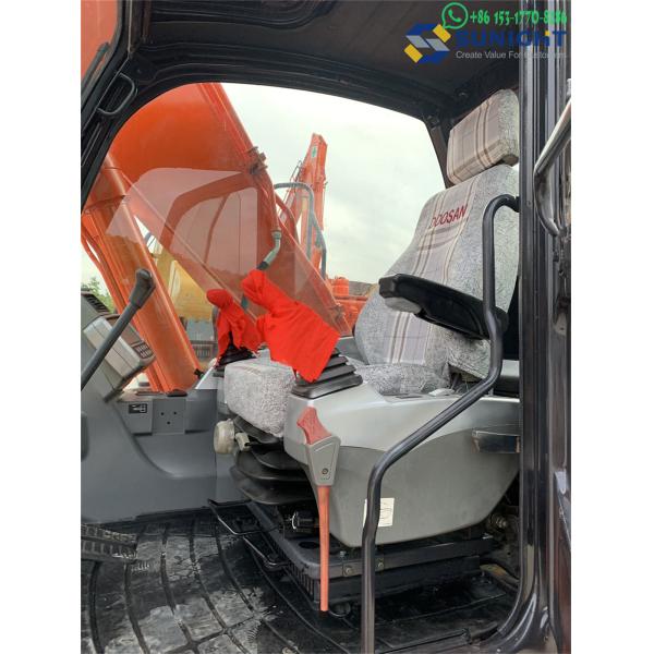 Factory Direct Sale Dx140 Wheel Excavator Used Digger