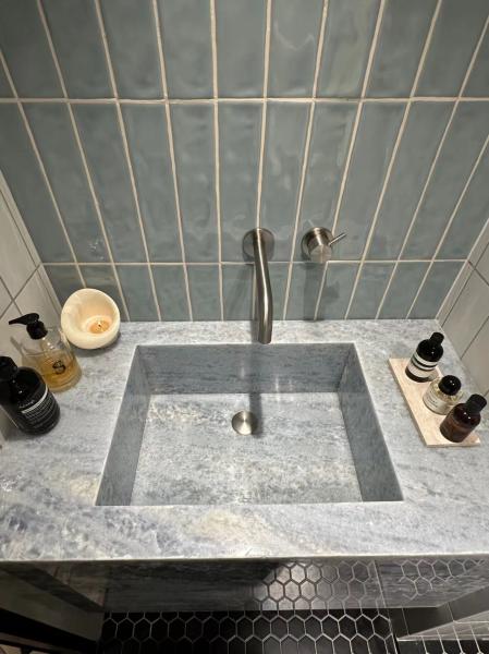 Luxury Blue Crystal Marble Washbasin | Sapphire Blue Vanity for Premium Bathrooms