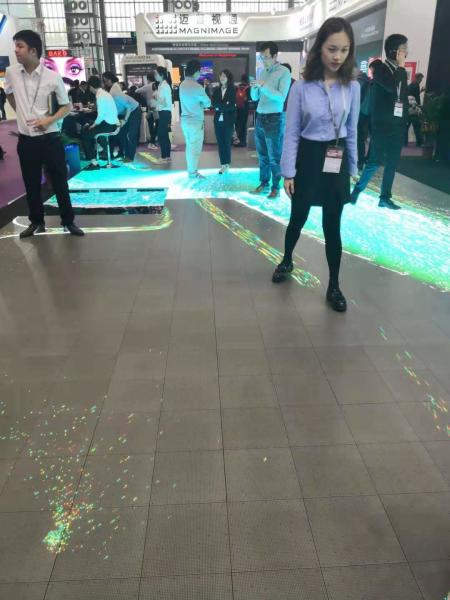 Full color p4.81 floor led screen p3.91 interactive dance floor led display for Night Club Disco Bar KTV Led advertising
