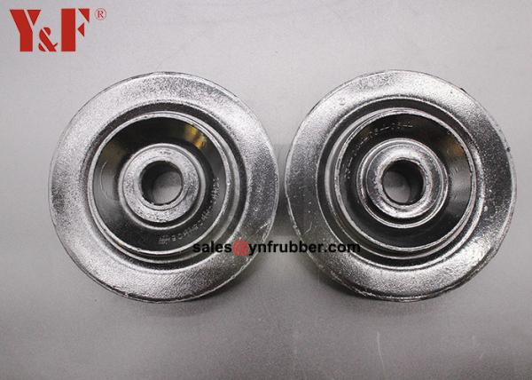 Small Flanged Rubber Mounts Isolators Excellent Resistance To UV