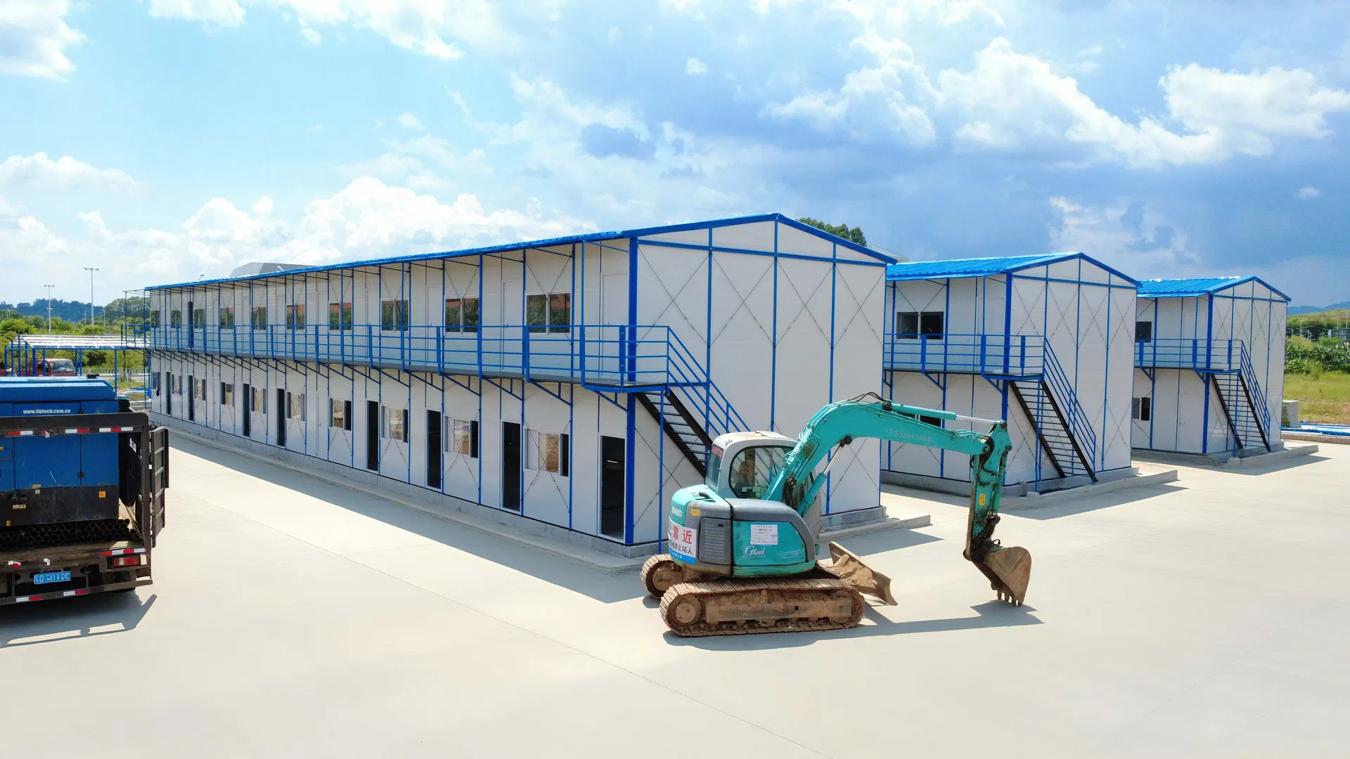K Type Steel Structure Prefab House for Worker Accommodation, Temporary Office, Dormitory and Large Scale Engineering Projects