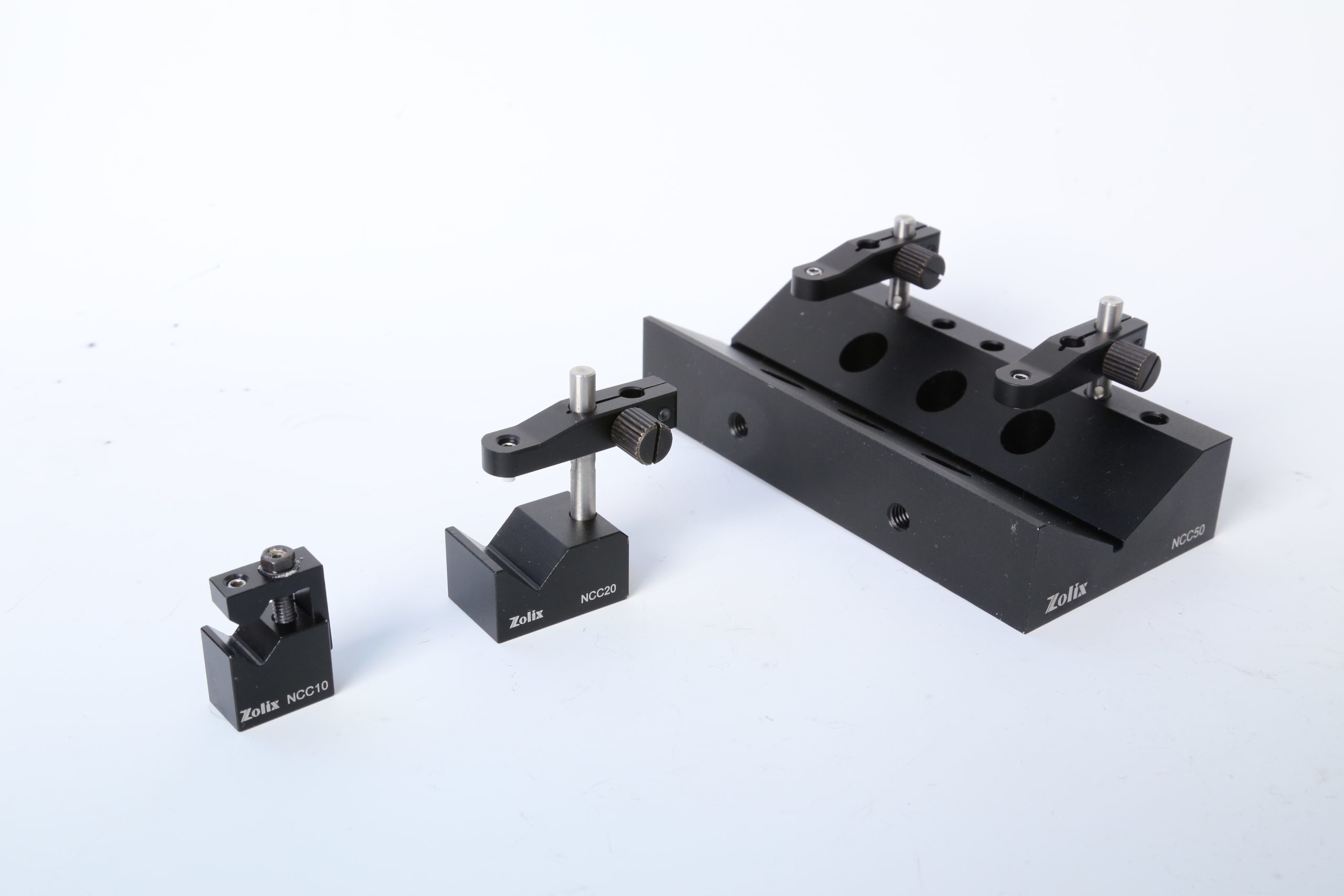 High-volume mounting bracket 1K0 253 144 AE for Sagitar