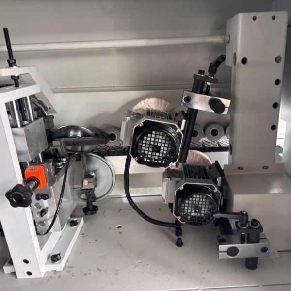 Compact Automatic Edge Banding Trimming Machine 7KW Woodworking Equipment