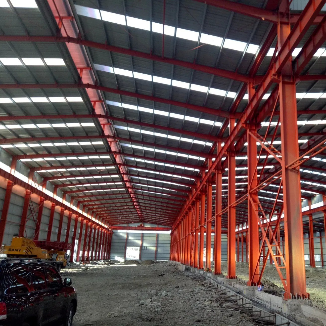 Galvanized Steel Factories Featuring Large Span and Good Insulation