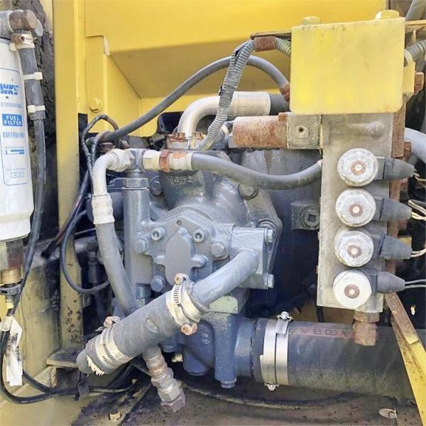 Excavadora Komatsu PC120 Máquina de movimiento de tierra de 12 toneladas utilizada en Japón con bomba original