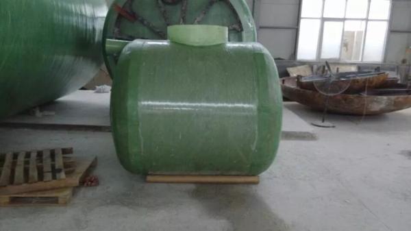 Horizontal Frp Acid Storage Tank In Chemical Production Line 1000mm*1820mm