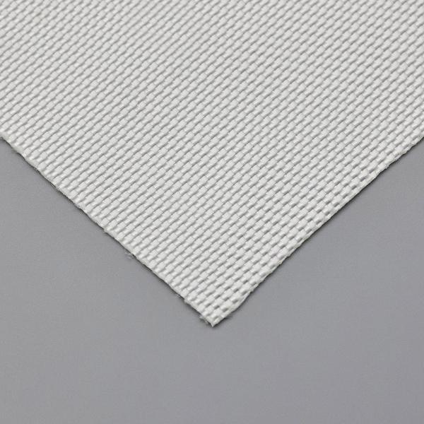 5.2m Width Woven Geotextile Fabric With Strength 10% Elongation And Heavy-Duty ≥12KN CBR Puncture Strength