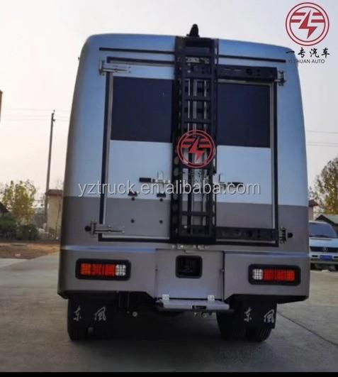 3300mm distância entre eixos 4x4 6 lugares Minibus Off Road Tour Viagens RVs Campers em Hot