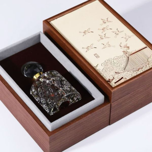 Authentic OUD Agarwood Resin Raw Material Luxury Fragrance Blends Traditional Healing Applications