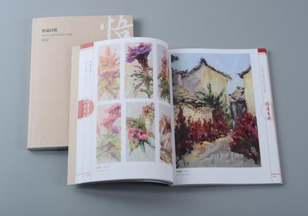 Softcover Custom Size Brochure Printing Fsc Iso9001 Certificate