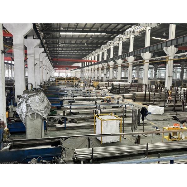 Pickling 4 Inch Stainless Steel Pipe 40mm Welded Cold Drawn Natural Silver