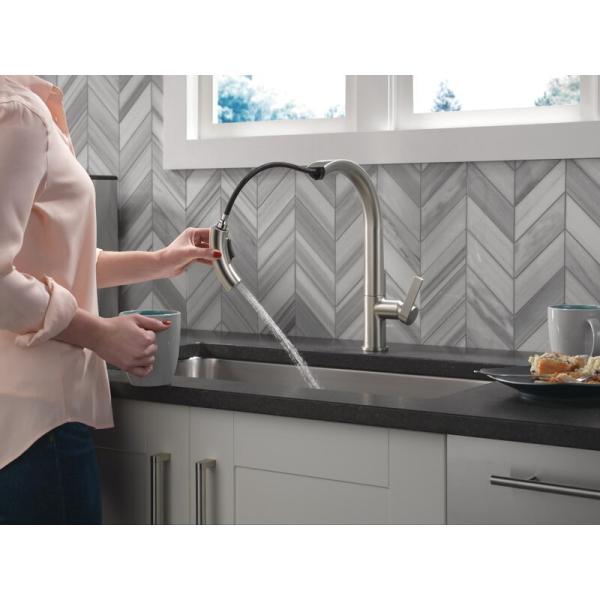 Faucet нержавеющей стали SS304 вытягивает вниз катушку Faucet брызг расширяет доступное