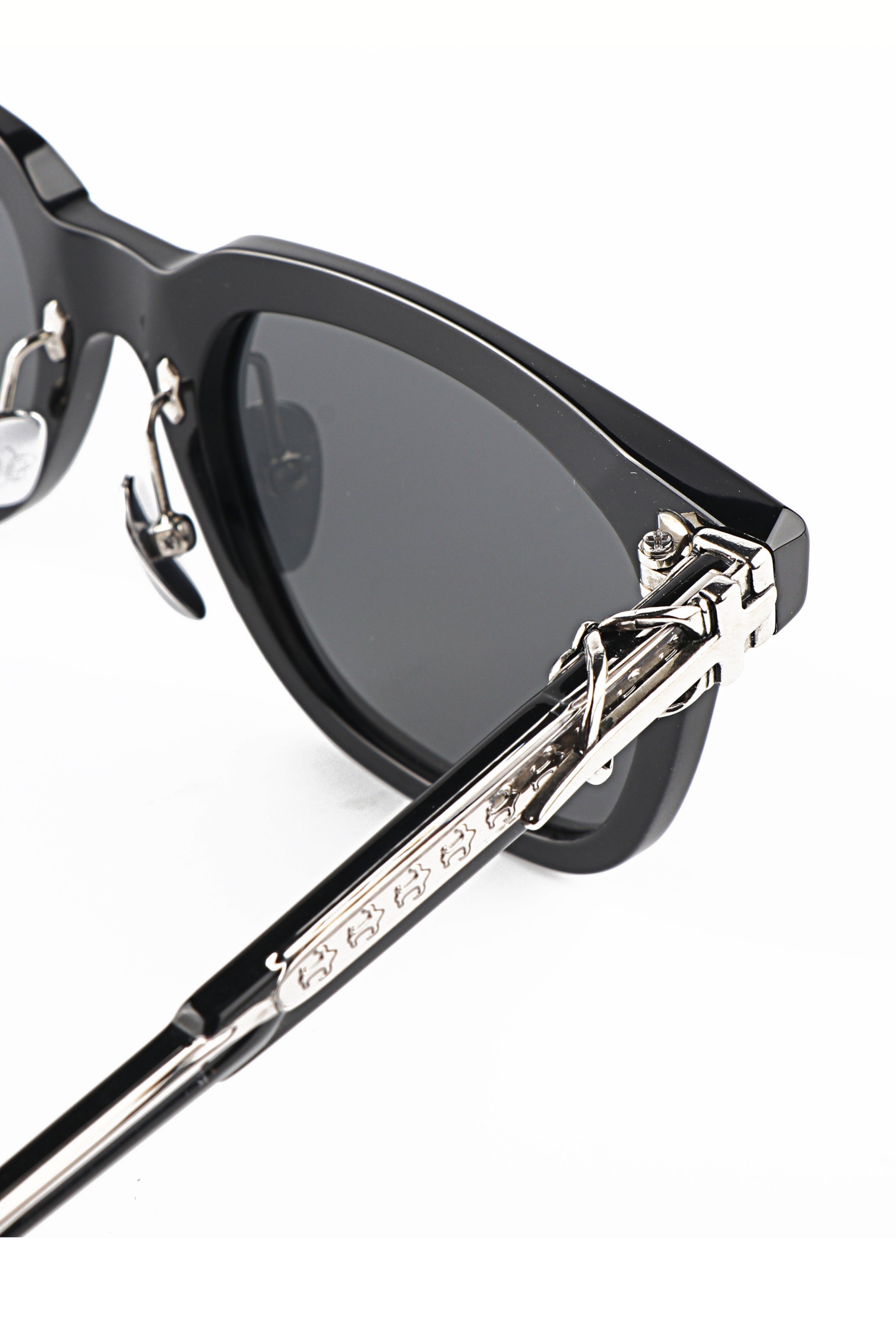 China Sunglass Manufacturers High-end Stylish Green Motorcycle Festival Men Women Gift Assorted Personalized Sunglasses Custom
