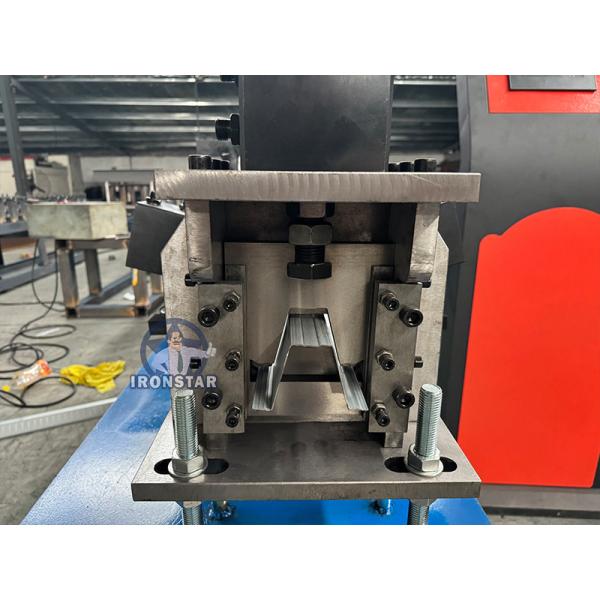 Máquina formadora de perfiles Omega para acero galvanizado, puerto de exportación Tianjin