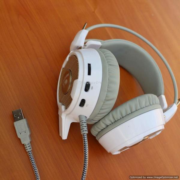 Wired Over Ear gaming Headphone Noise reduction ear pads and DC jack USB connector for PS4