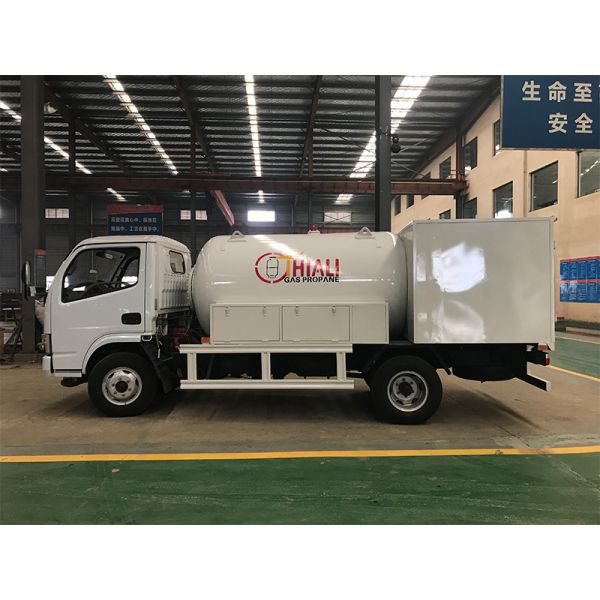 5000 liters Mobile LPG Refueling Truck with Euro III Emission and 120HP Engine