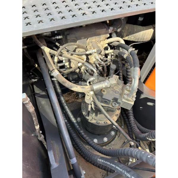 Использованный экскаватор Doosan Dx215 мощностью 110 кВт