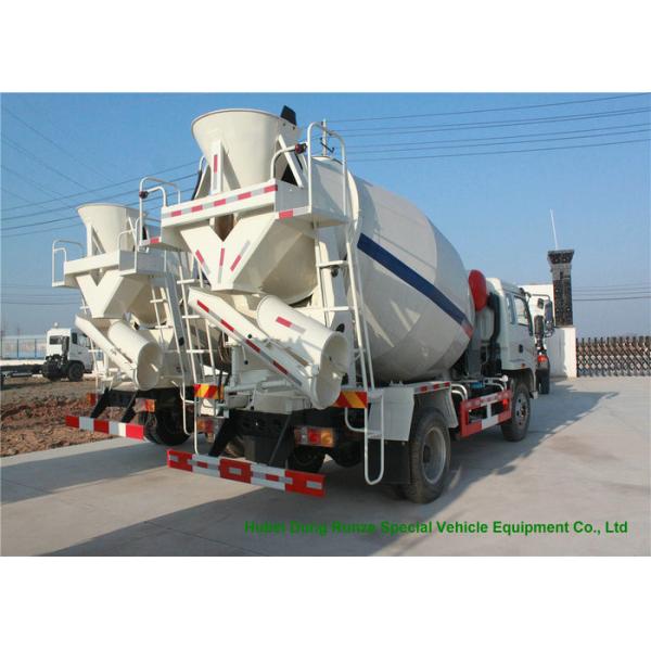 YUEJIN 5m3 Small Concrete Mixer Truck With Pump , 4x2 Mobile Mixer Truck