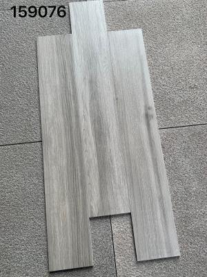 Residential Wood Look Porcelain Tile Flooring Rectangular Grain Finish 150X900