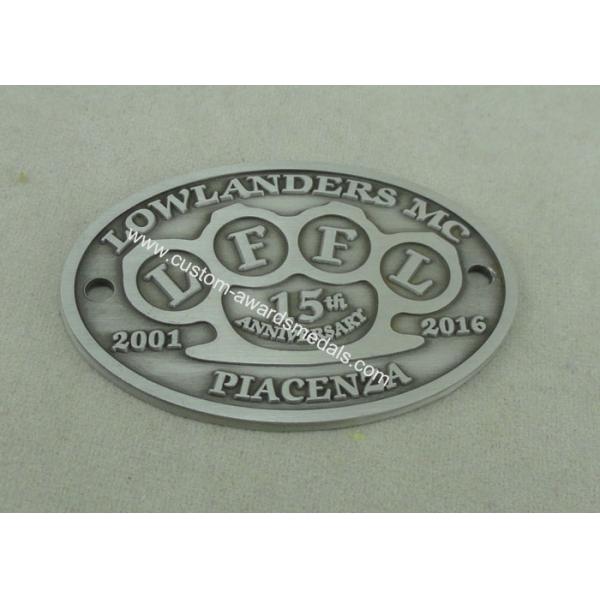 Customized 2D Souvenir Badges Standard Antique Silver Die Casting Metal Badge