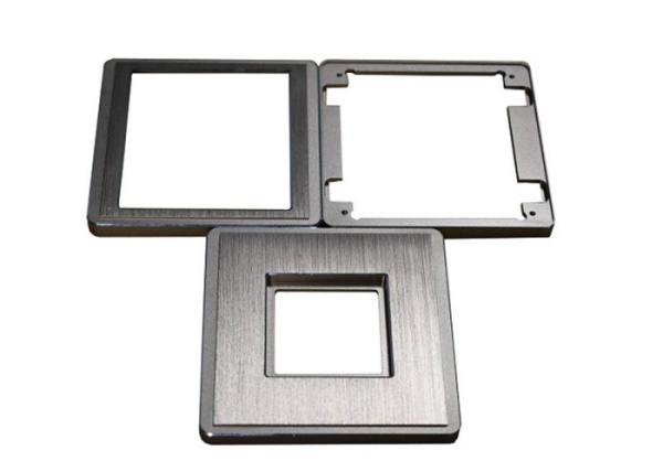 Partes de usinagem de torno de alumínio AL5052 Design sob medida de peças CNC para a indústria electrónica e automotiva