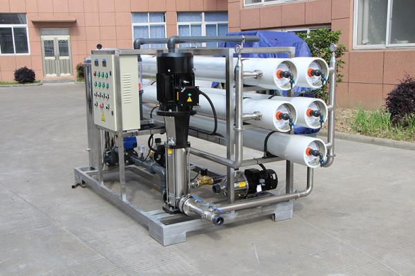 Sistema de tratamiento de agua industrial RO 110V/220V/380V Control automático
